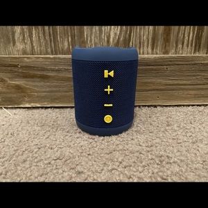 Portable speaker box